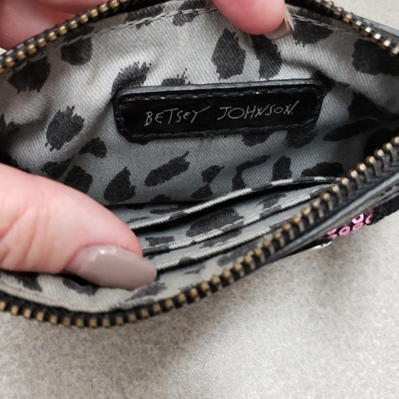 Betsey Johnson wallet - Picture 3 of 4